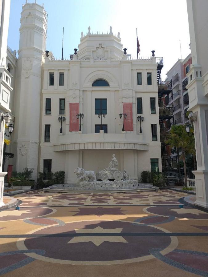 Espana Condo Resort Jomtien Beach Exterior photo